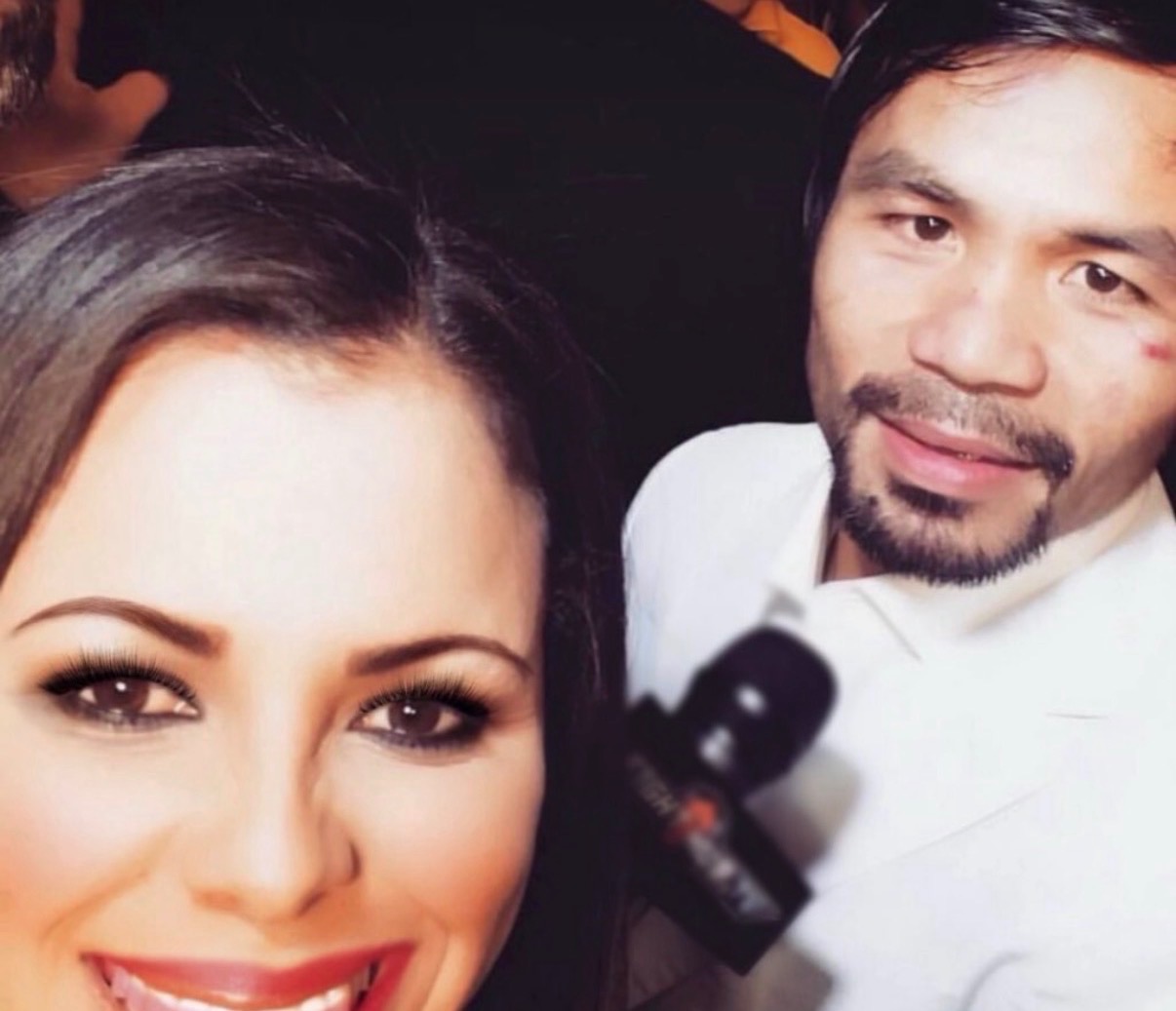 Rosario Grajales con invitados o en cobertura de eventos